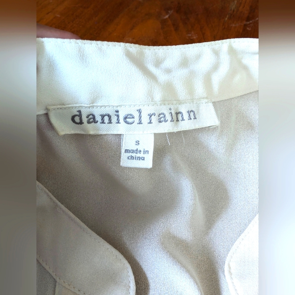 Daniel Rainn women's blouse - Picture 2 of 7